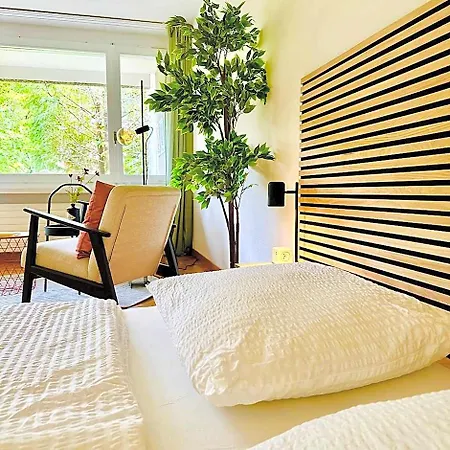 Neues Mit Terrasse U. Viel Privatsphaere 4* Zurigo